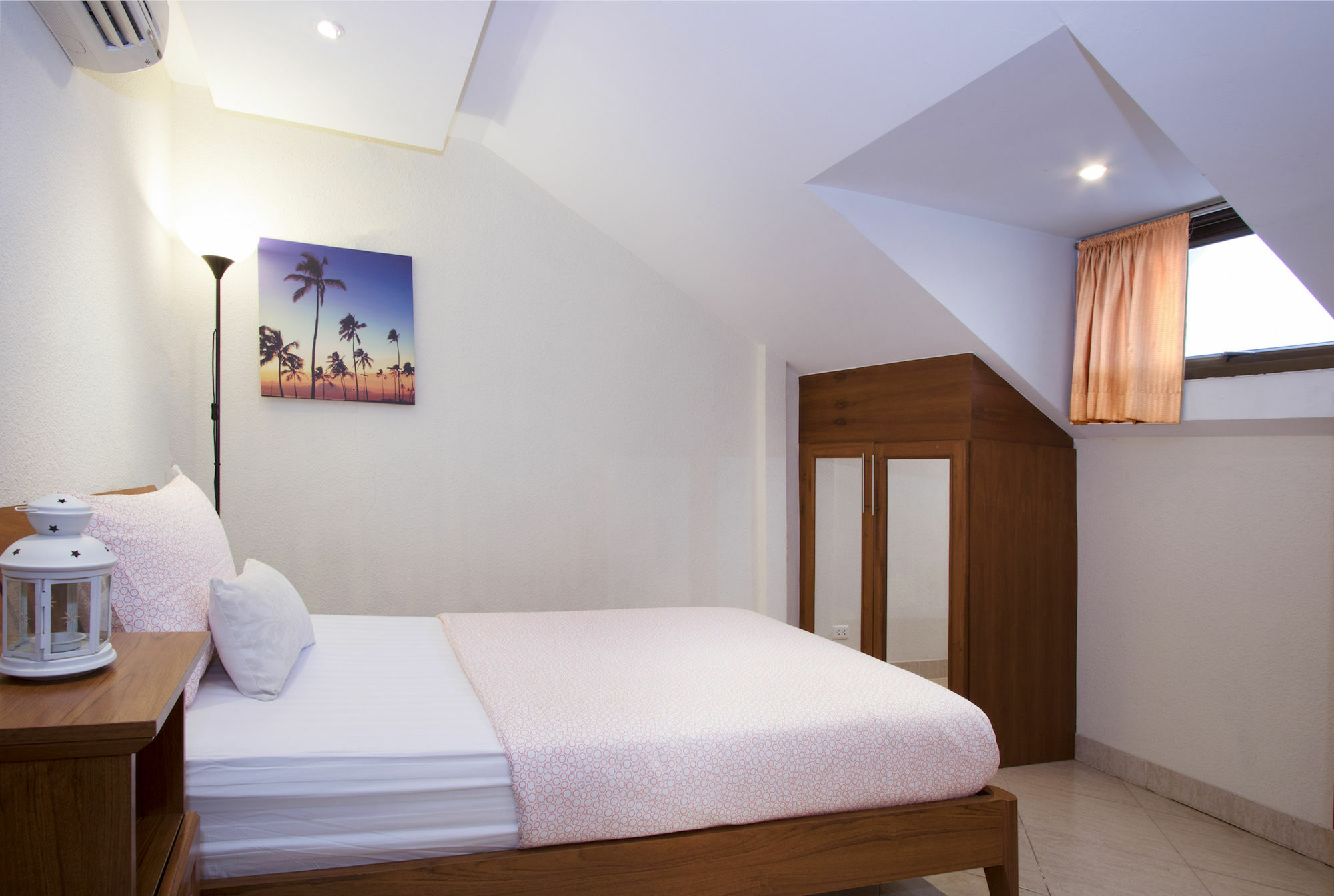 Ashford Villas Cosy Beach Pattaya Exterior photo